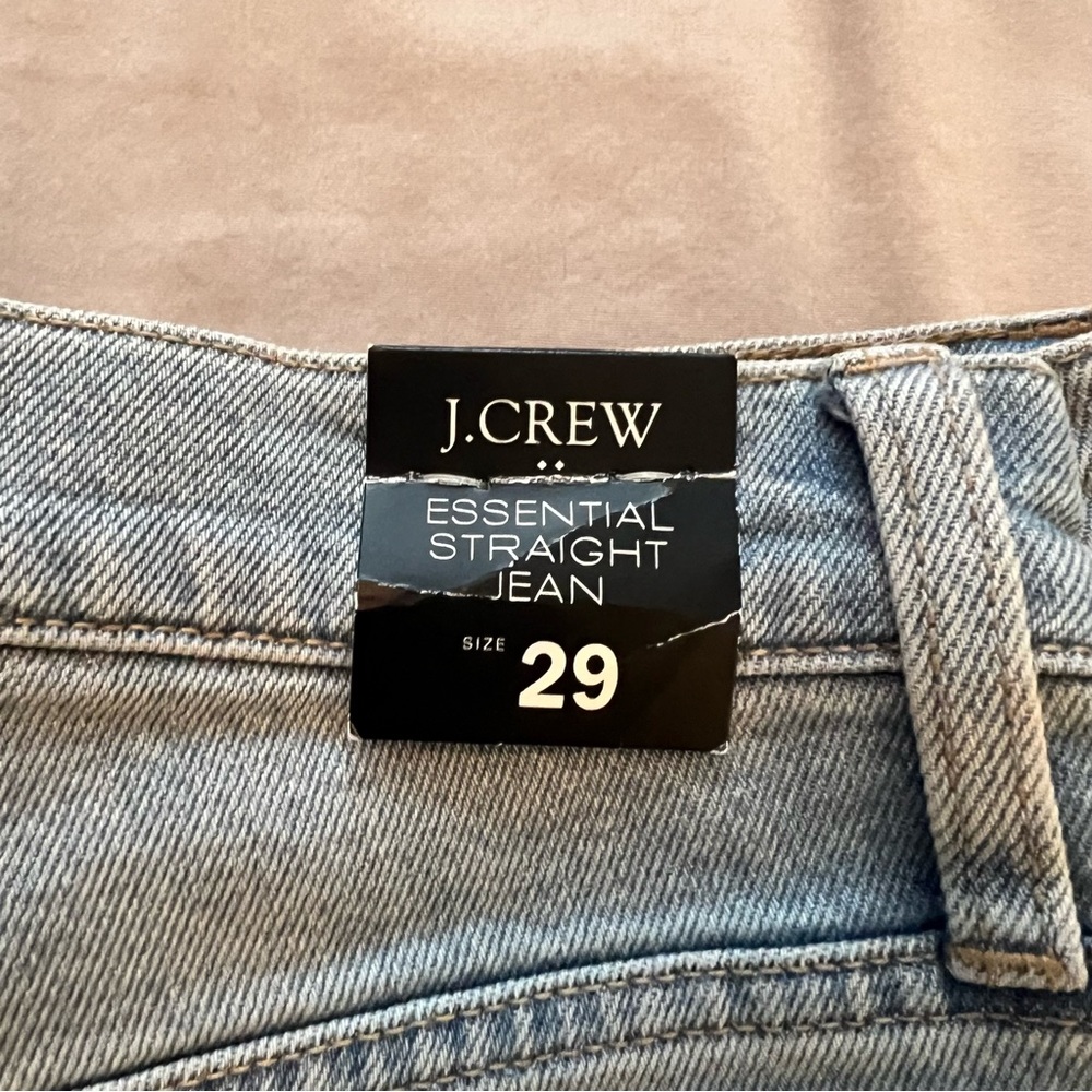 J.Crew Essential Straight Jeans Size 29 Light Wash Distressed Knee NWT - Picture 3 of 3